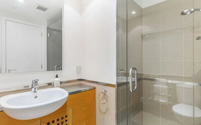 Stylish 2BR Escape | Urban Bliss | Zodiak Stays