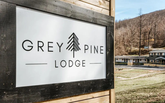 Grey Pine Lodge