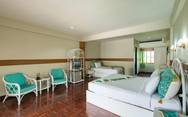 Pen Villa Hotel