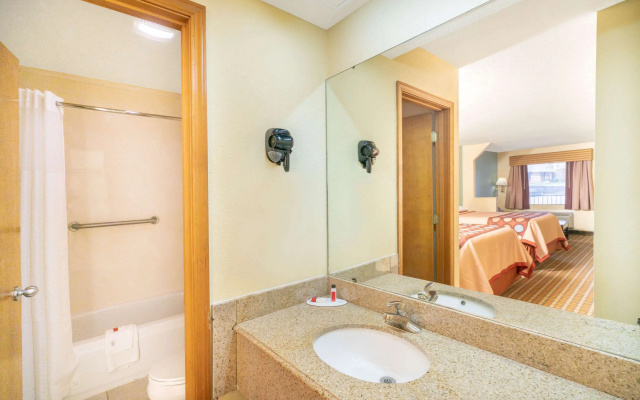 Super 8 by Wyndham North Little Rock/McCain