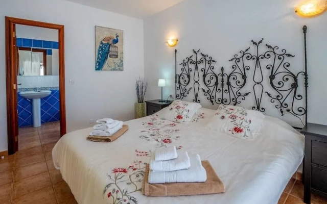 Villa Iris in Callao Salvaje