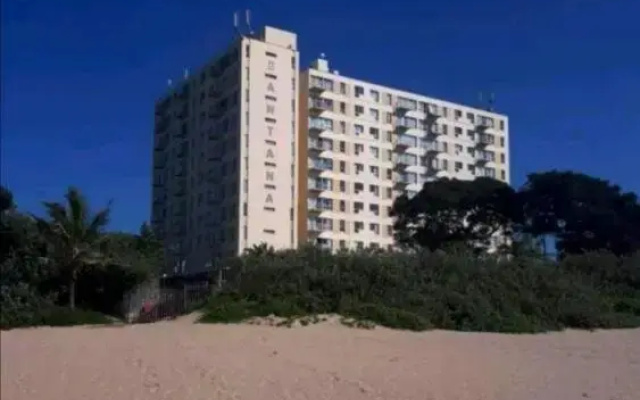 Santana 904 beachfront apartment. Beautiful sea views