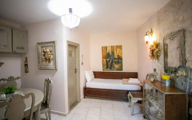 Charouda Country House