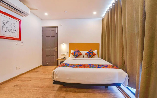 FabHotels Ny Townhouse