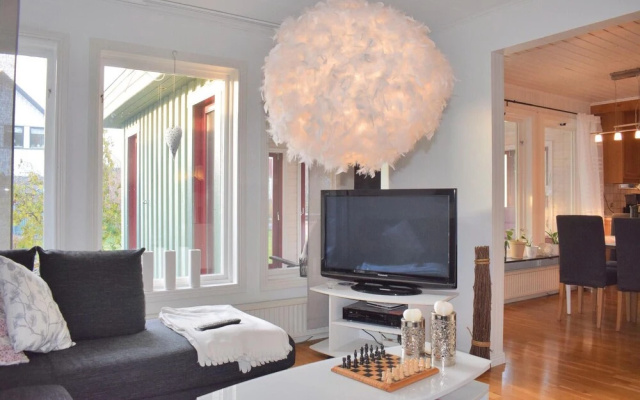 Beautiful Home in Gislaved With 4 Bedrooms and Wifi