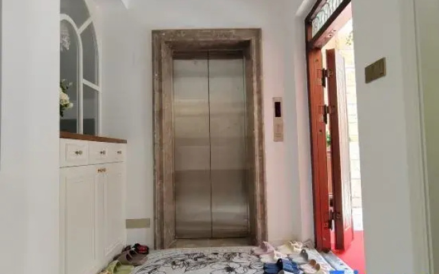 Xiaocui Home (Longwangtou Beach)