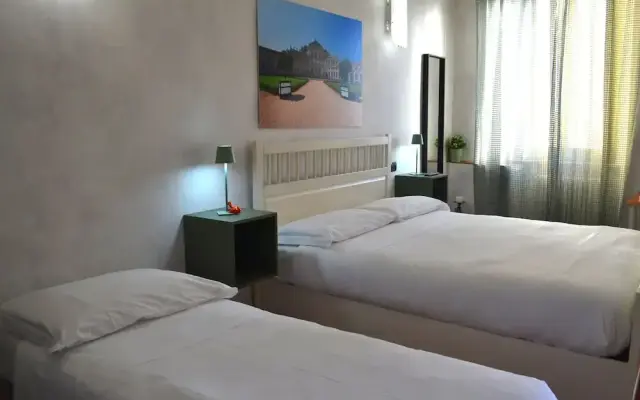 Domus Hotel