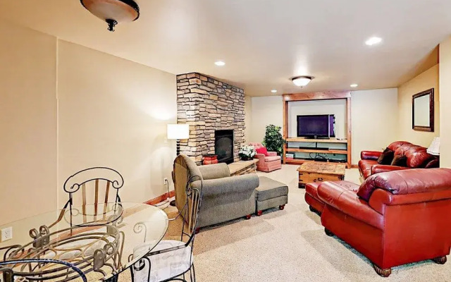 566 Fuller Placer Rd - 4 Br Duplex