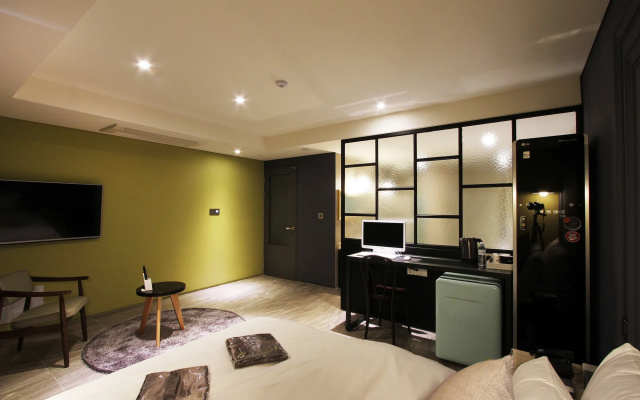 SR Design Hotel