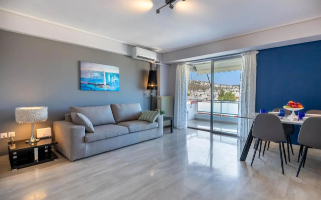 Four Seasons Sea View Apartment