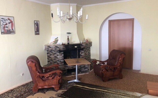 Argo Guest House
