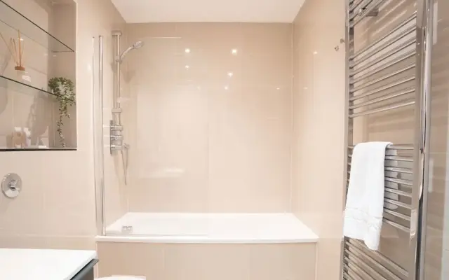 Premier Three Bedroom Bliss City View Shoreditch