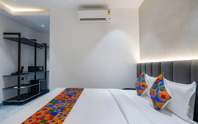 Fabhotel Prime Cloud 5 Studios