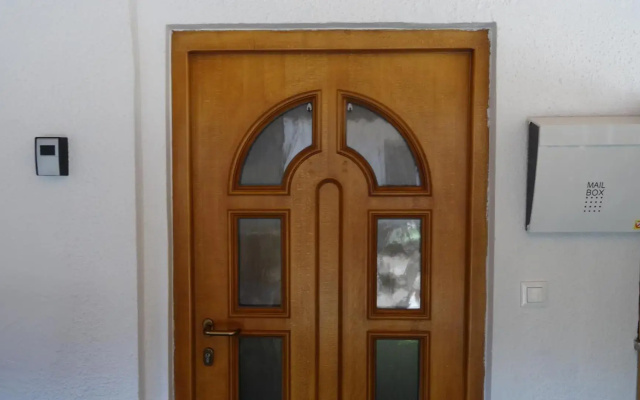 Apartma Nadja with private parking