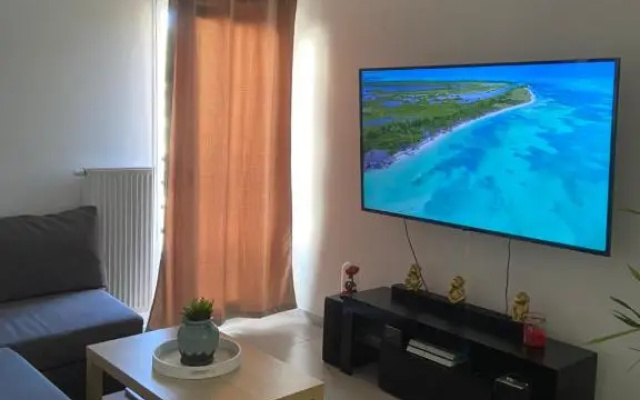 Appartement T2, résidence au calme. Parking privé