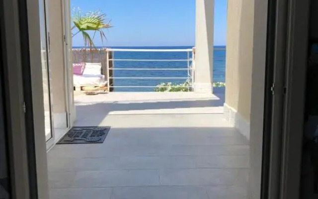 Sea view life