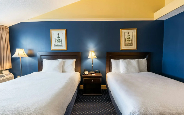 Fireside Inn & Suites Waterville