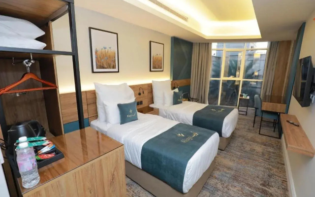 Aluya Hotel