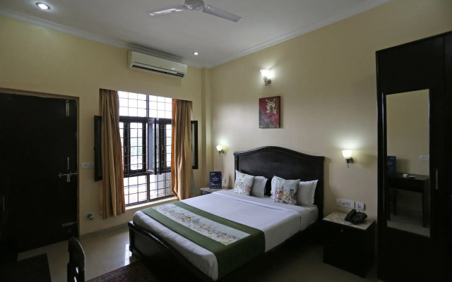 OYO 9188 Near DLF Phase 1