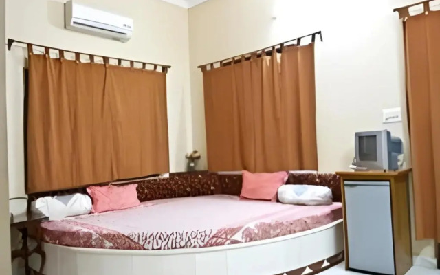 Royal Rais Guest House