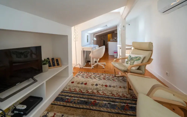 Bairro Alto Tiny Studio by Homing