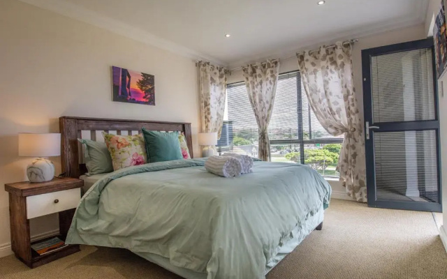 17 the Dune Jeffreys Bay