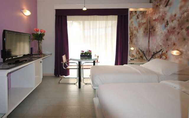 Business Hotel