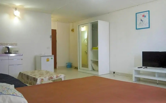 IMPACT Challenger Apartment Hostel Bangkok Thailand