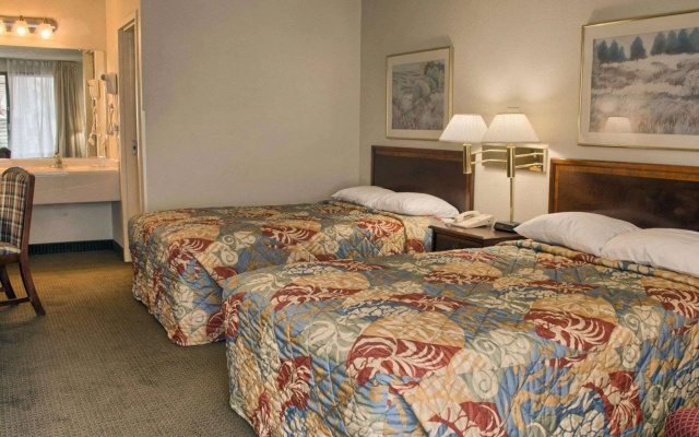Rodeway Inn Richmond West End