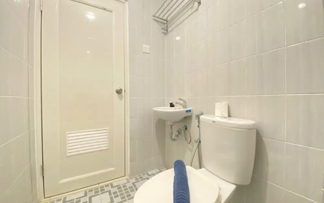 Cozy Studio The Lodge Paskal Apartment near 23 Paskal