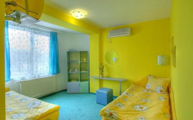Family Hotel Mania