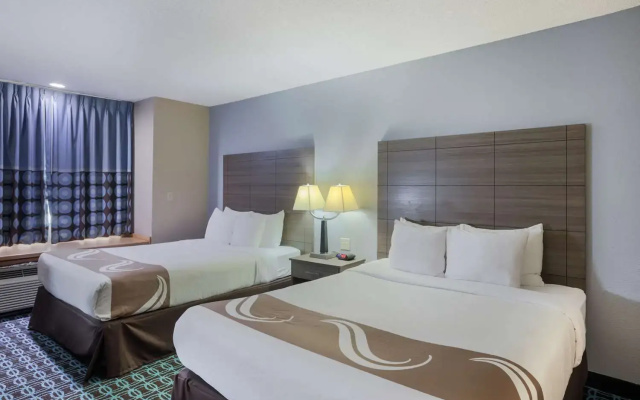 Sonesta Essential Hotels & Suites Kansas City/Blue Springs