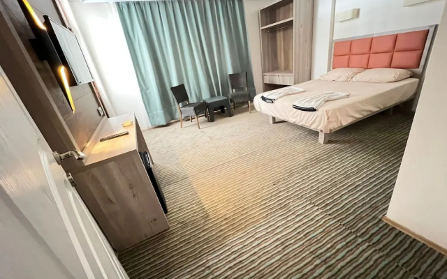 Cumhuriyet Otel