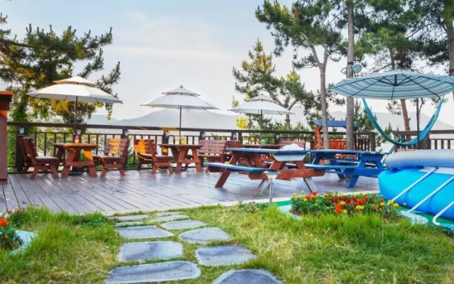 catalogImage