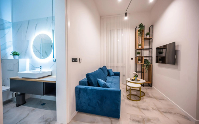 140 SQM Apartment with 4 units - GREAT FOR GROUPS