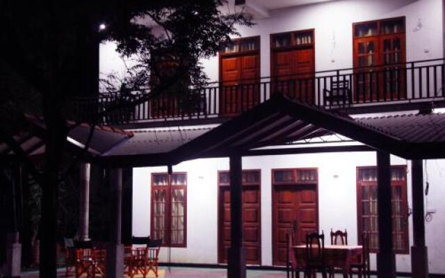 Отель Goldan Oriale Guest House вид на фасад