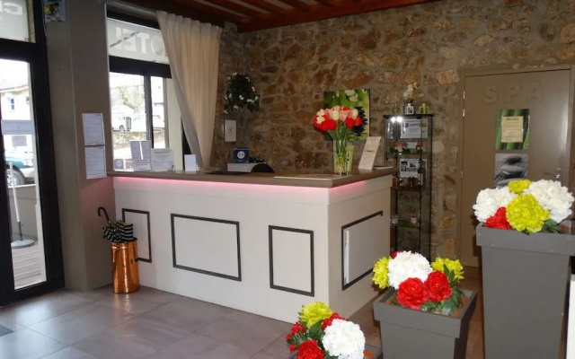 Hôtel Restaurant Chaléat Sapet
