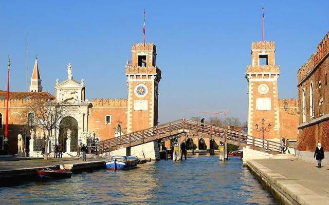 City Apartments - Arsenale 0