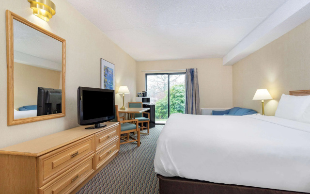 Travelodge by Wyndham Bridgewater