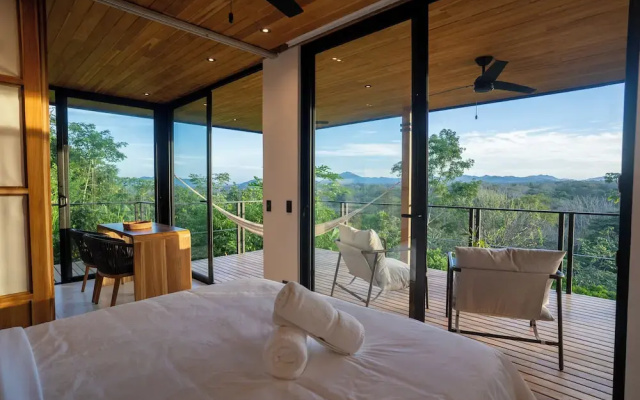 Casita Nalu by Wynwood House