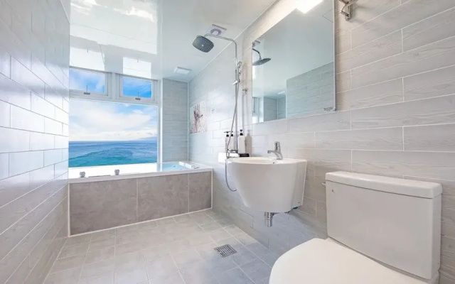 Blue Sea Pension