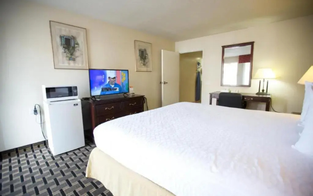 Queens Inn Anaheim