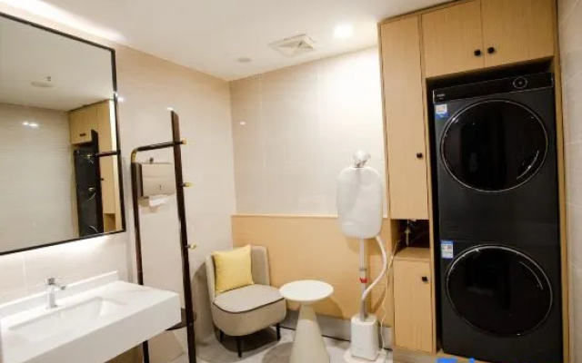 Le Zi Hotel