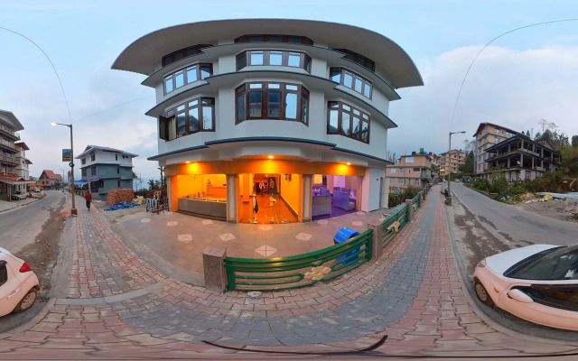Sikkim Sarovar Hotel And Restro