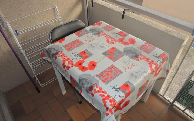 Appartement Balaruc-les-Bains, 1 pièce, 2 personnes - FR-1-571-33