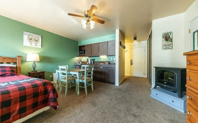 224 Bldg B 1 Bedroom Condo