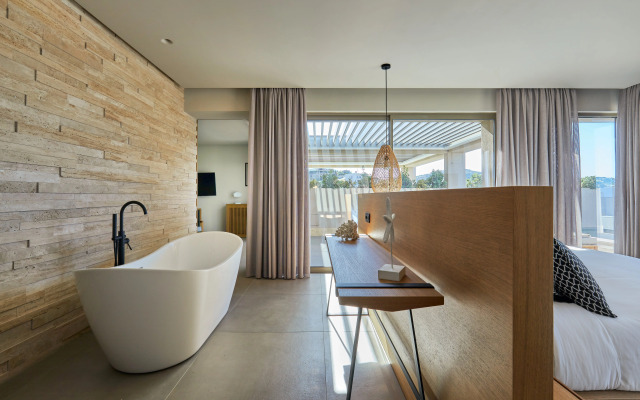 Castello Infinity Suites - Adults Only