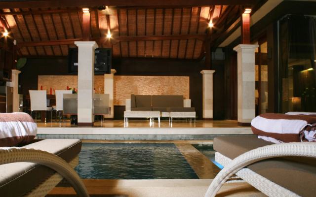 Villa Ava