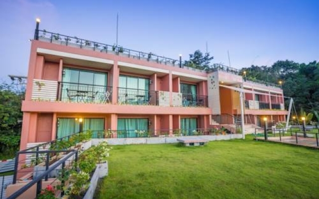 Отель Terrazzo Resort Phuket вид на фасад