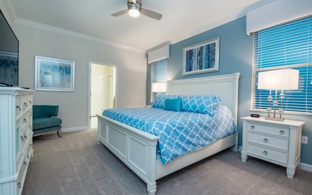 9-Bedroom Villa in Davenport 9000HS